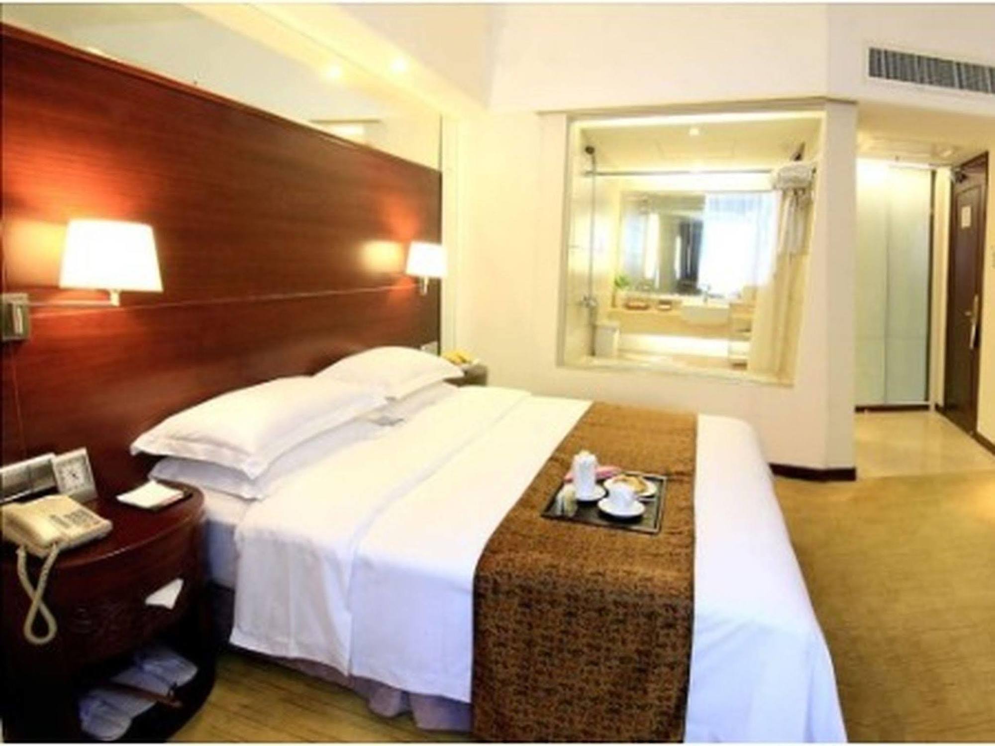 Ramada Hotel Xiamen Exterior photo