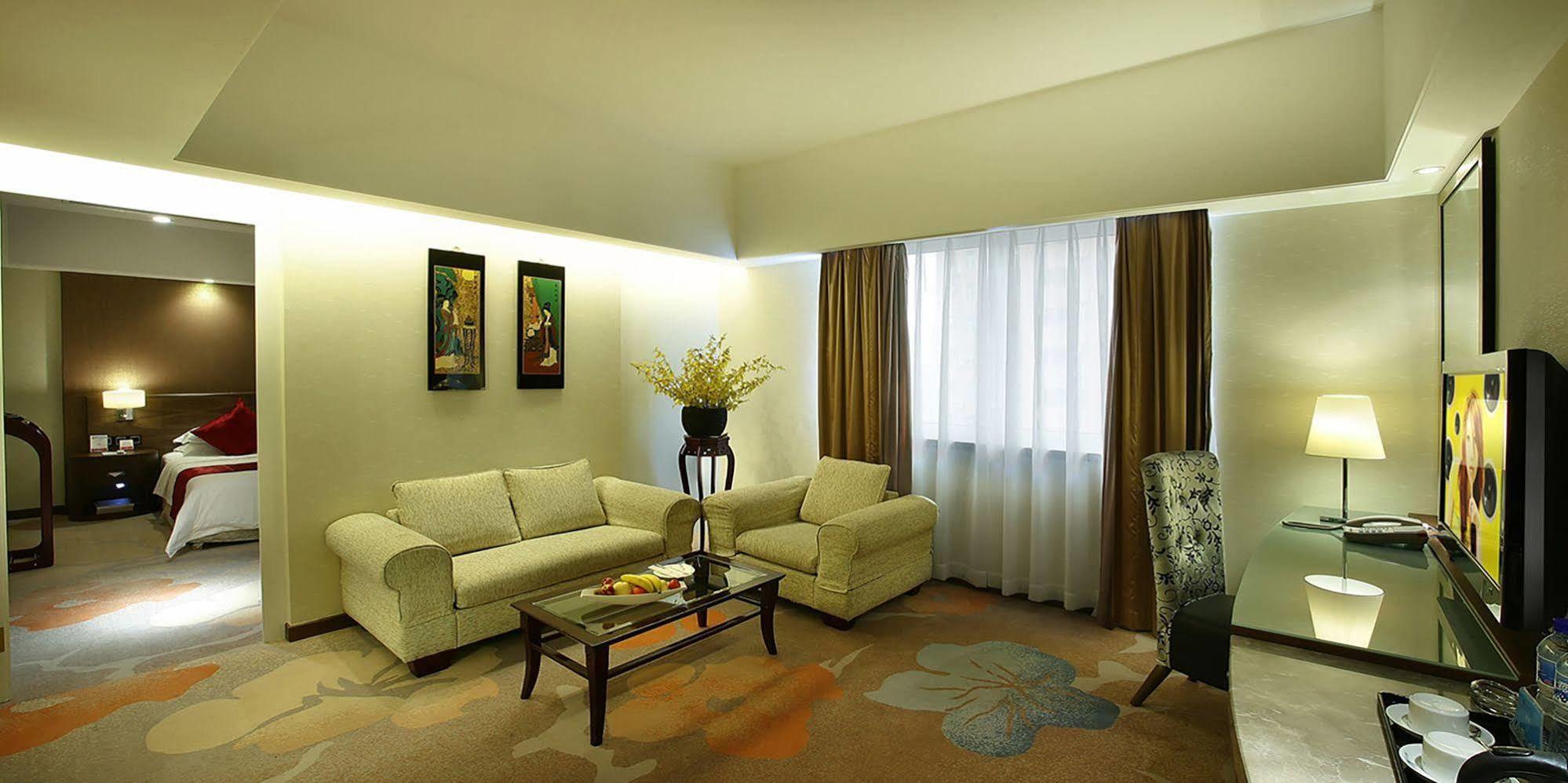 Ramada Hotel Xiamen Exterior photo