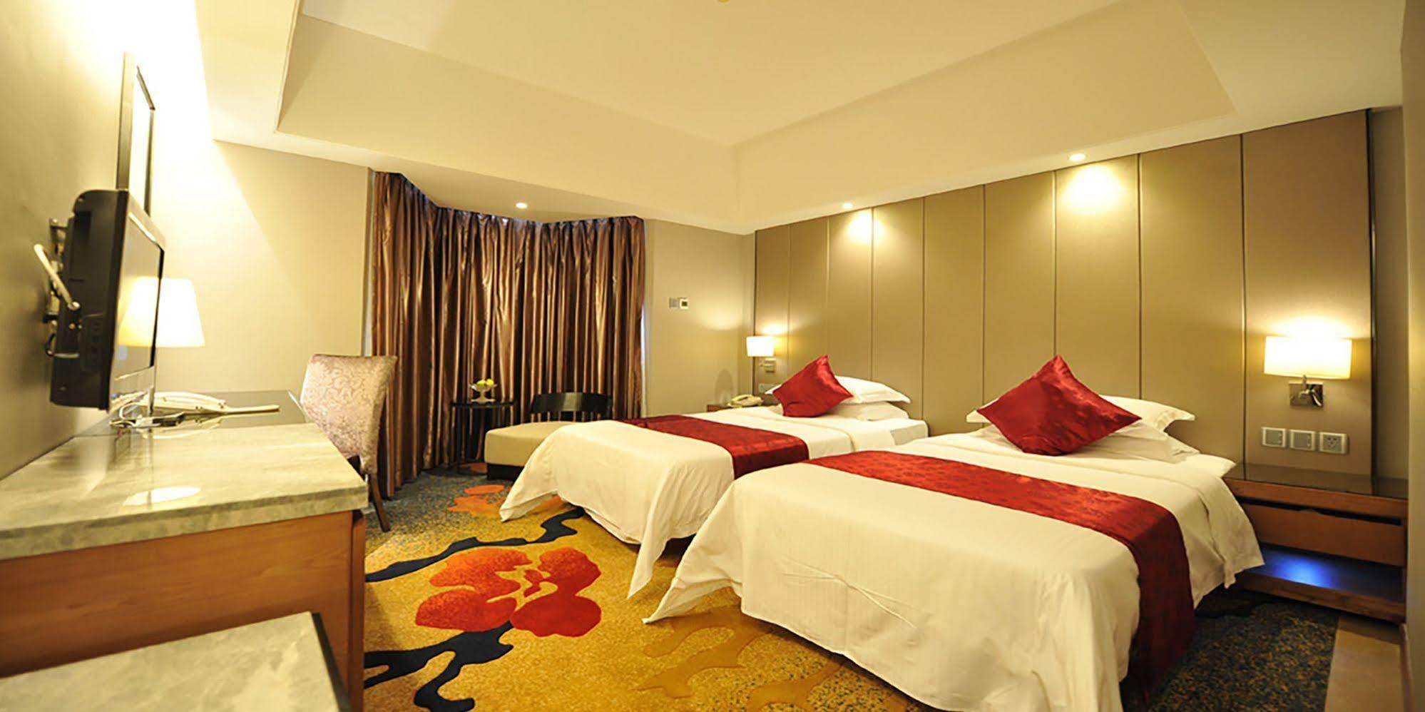 Ramada Hotel Xiamen Exterior photo
